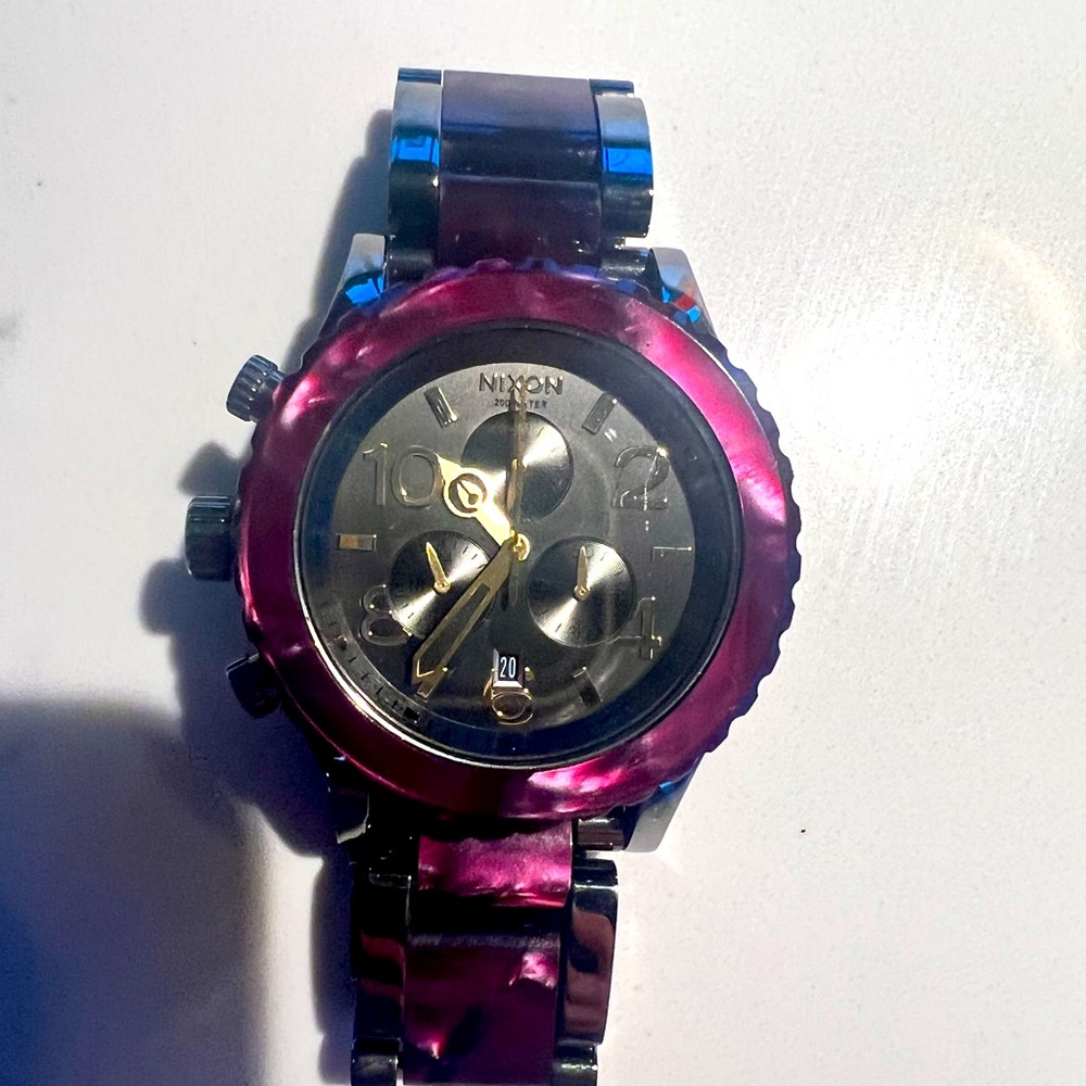 Nixon purple tortoise shell 42-20 Chrono